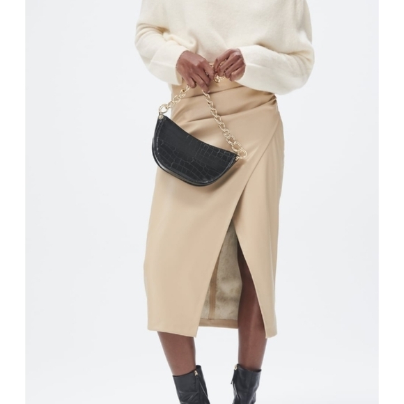 ZARA faux leather draped skirt - Picture 1 of 8